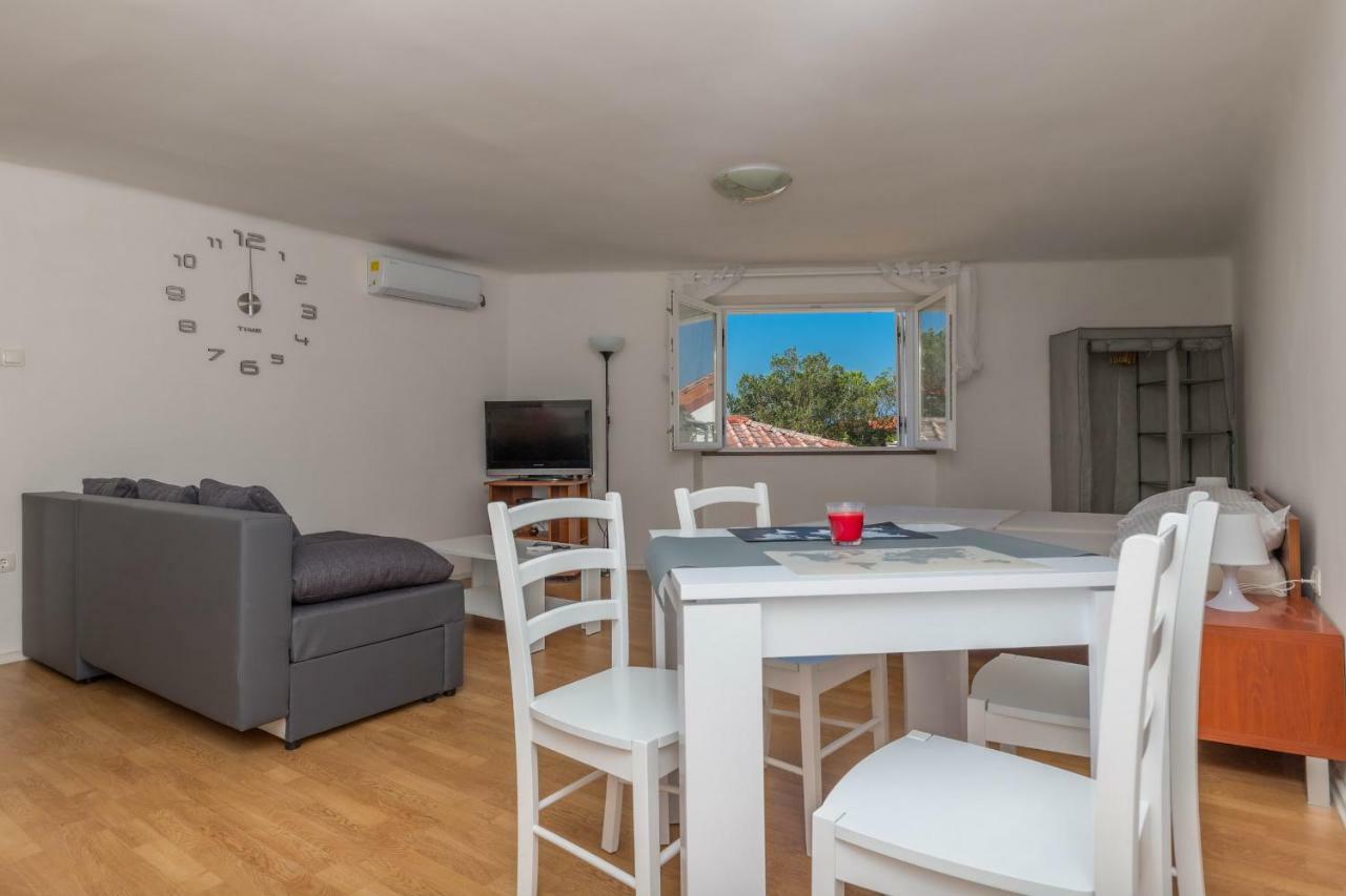 App Cor2 Apartment Selce Luaran gambar