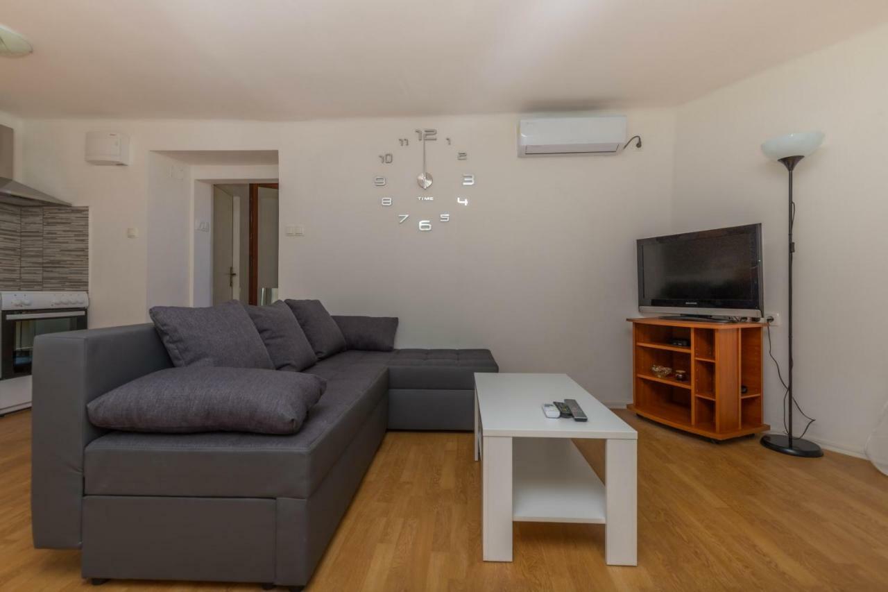 App Cor2 Apartment Selce Luaran gambar