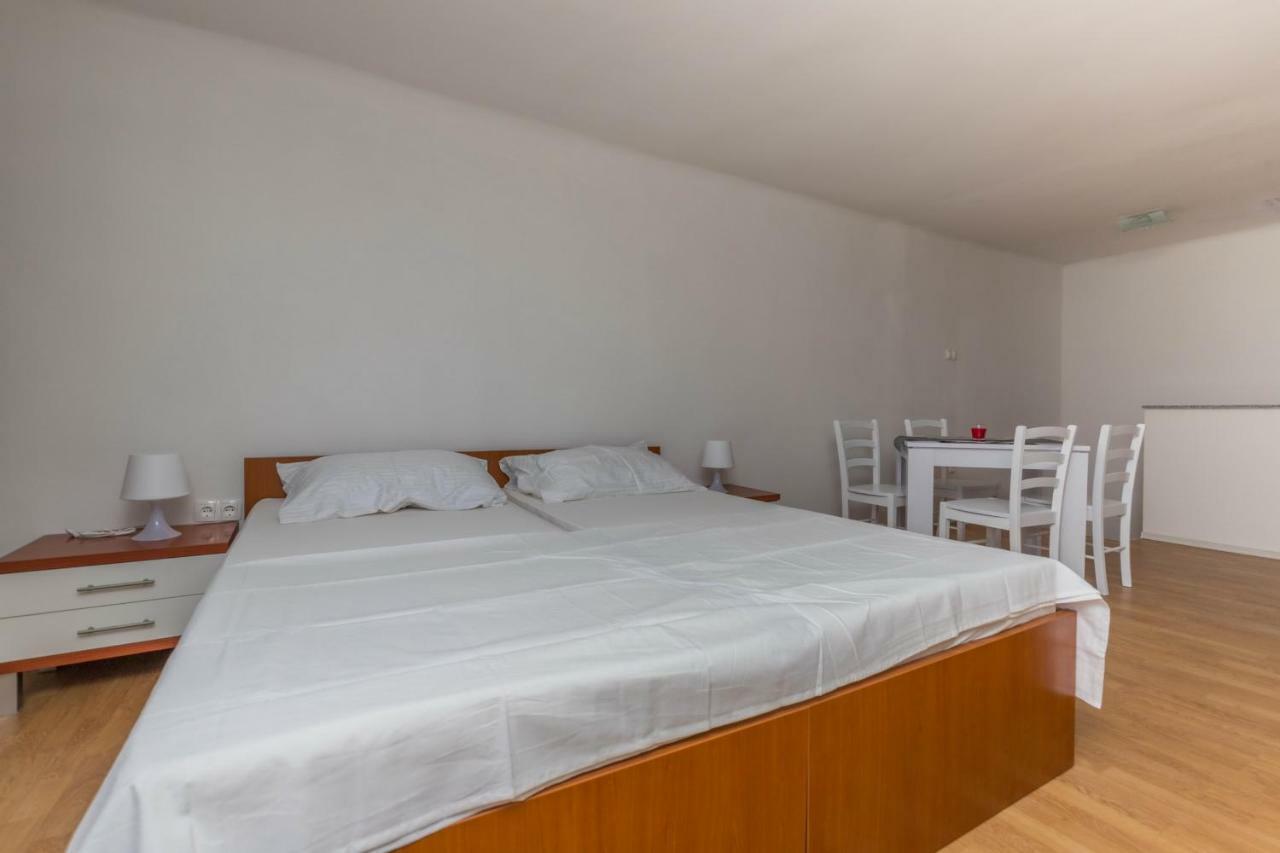 App Cor2 Apartment Selce Luaran gambar